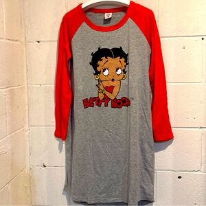 Betty Boop women’s sleep shirt gray red long sleeve